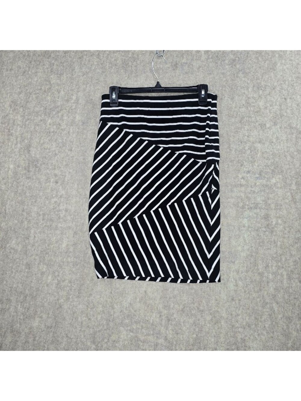 Mossimo Womens Striped Black White Pencil Skirt Size S Stretch Lightweight Rayon